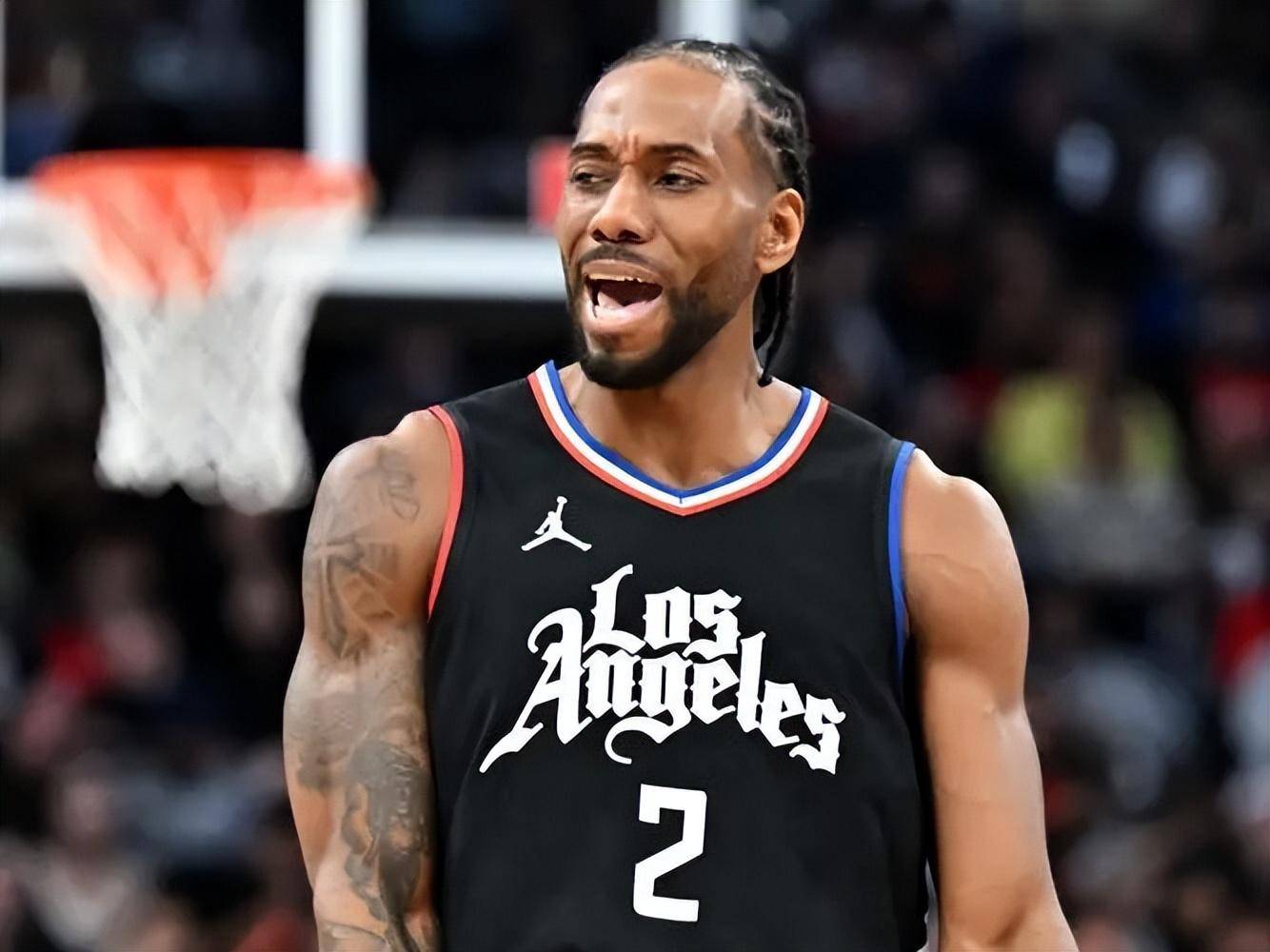 装在镜头中 装在镜头中